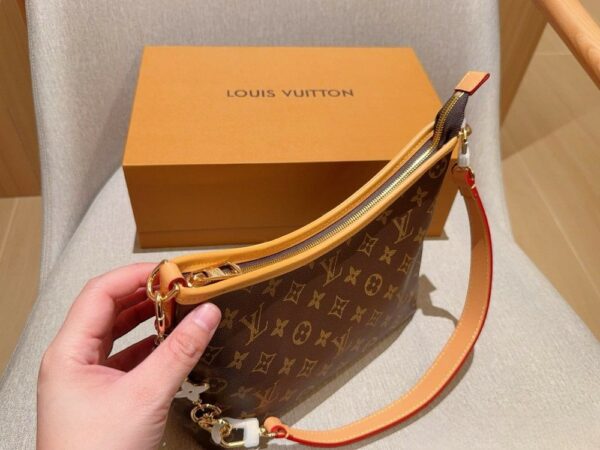 Stylish Fashion Carry Bag L5326 Stylish Fashion Carry Bag L5326