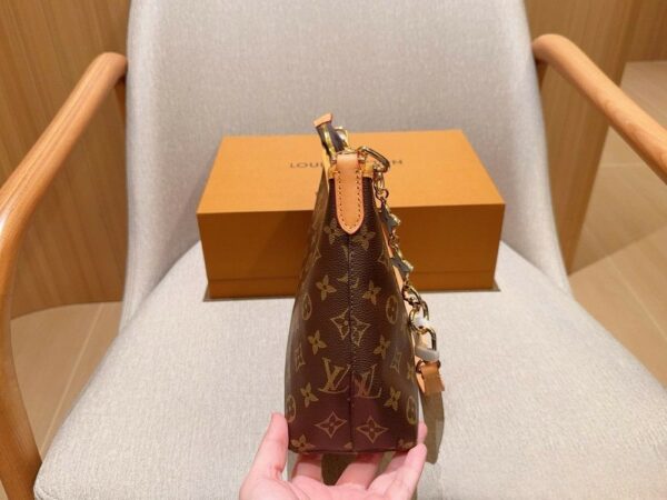 Stylish Fashion Carry Bag L5326 Stylish Fashion Carry Bag L5326