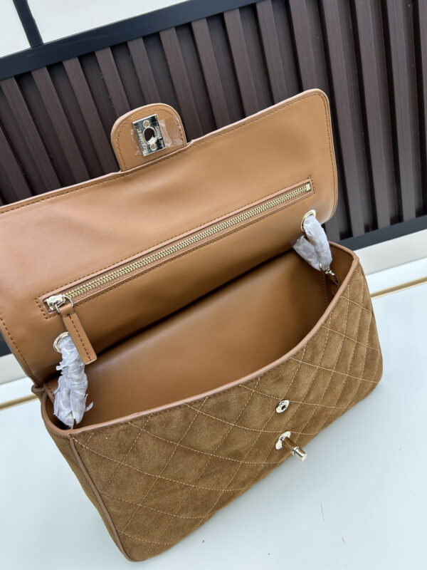 Chic Charm CN Handbag C014
