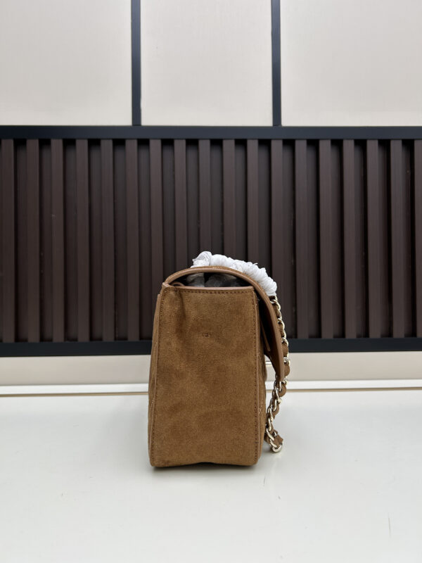 Chic Charm CN Handbag C014