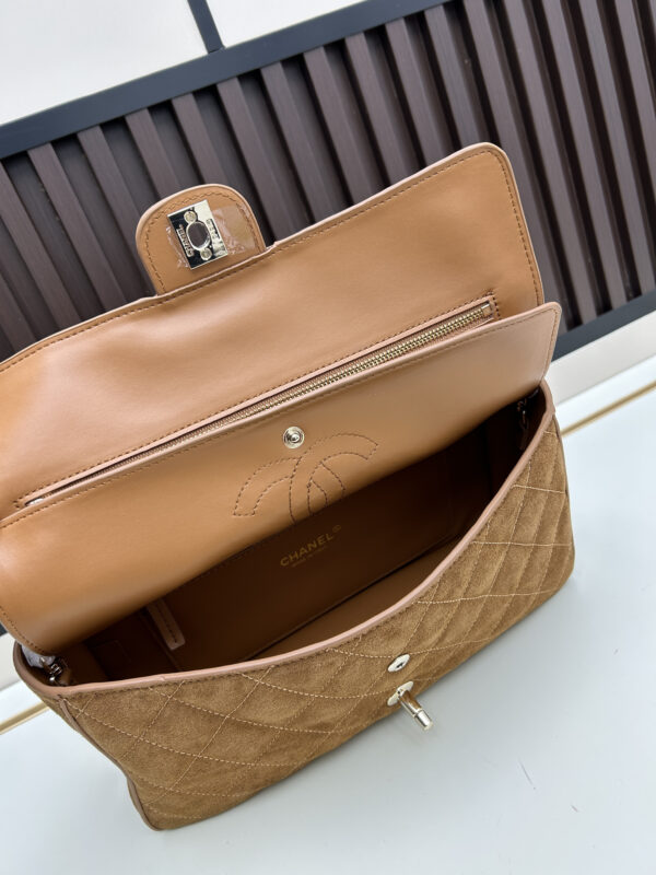 Chic Charm CN Handbag C014