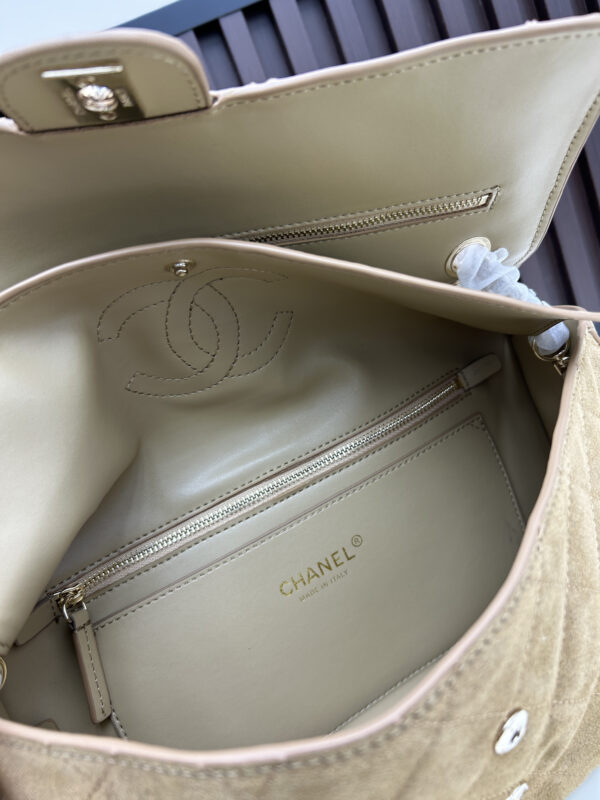 Chic Charm CN Handbag C014