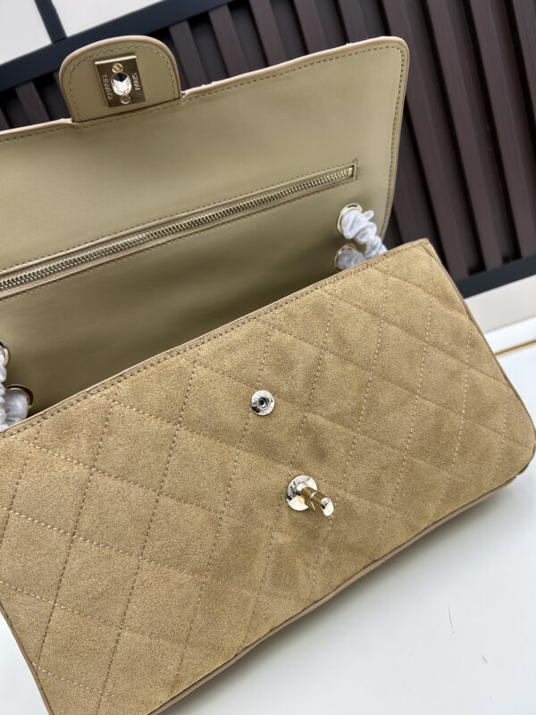 Chic Charm CN Handbag C014