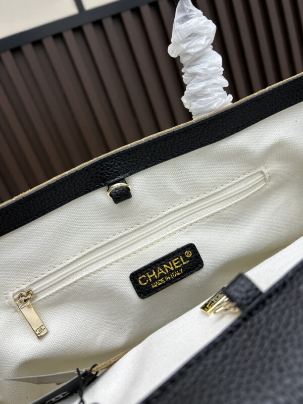 Chic Charm CN Handbag 019-092