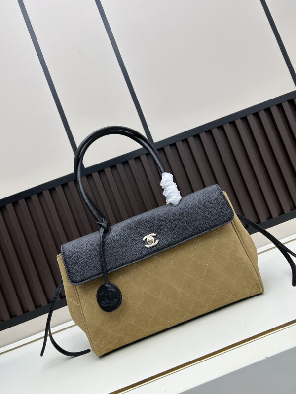 Chic Charm CN Handbag 019-092