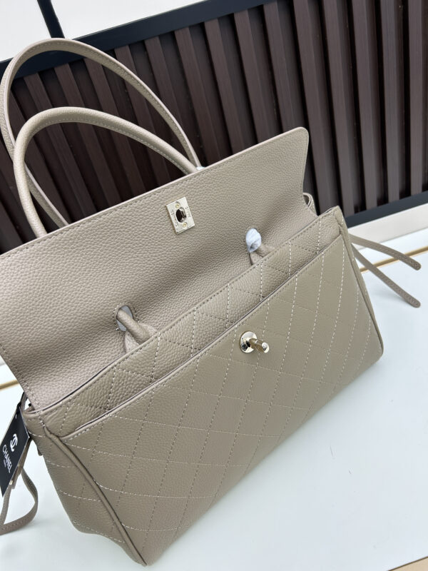Chic Charm CN Handbag 019-092