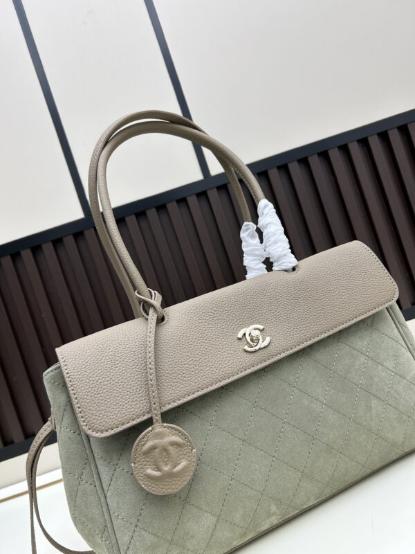 Chic Charm CN Handbag 019-092