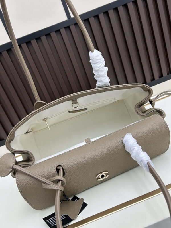 Chic Charm CN Handbag 019-092