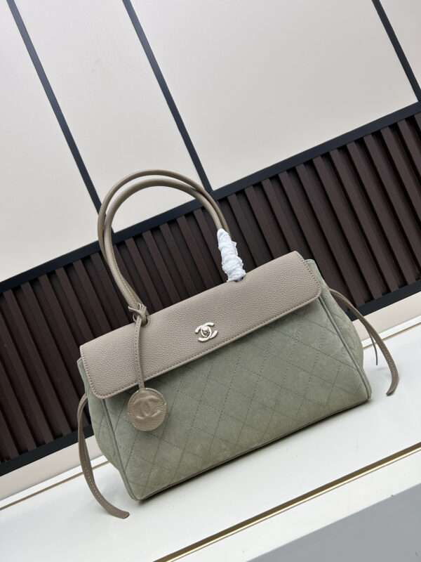 Chic Charm CN Handbag 019-092