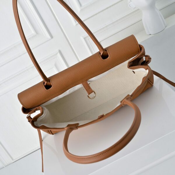 Chic Charm CN Handbag 7078 Chic Charm CN Handbag 7078