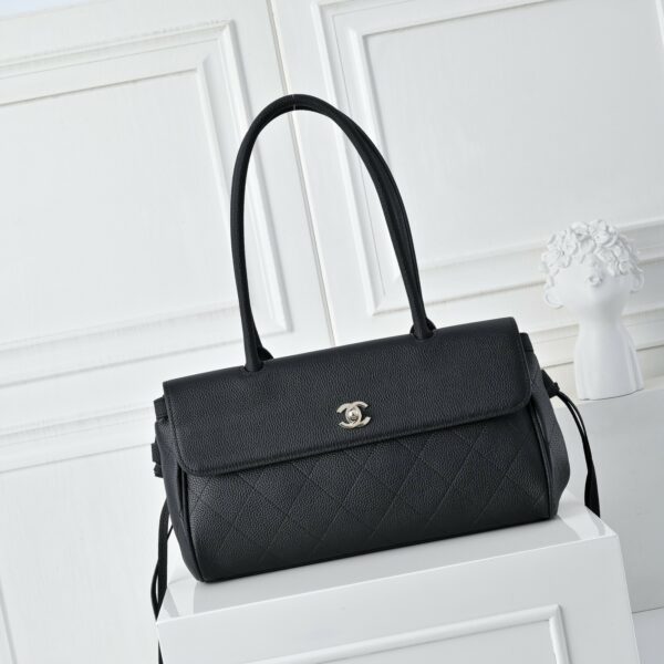 Chic Charm CN Handbag 7078 Chic Charm CN Handbag 7078