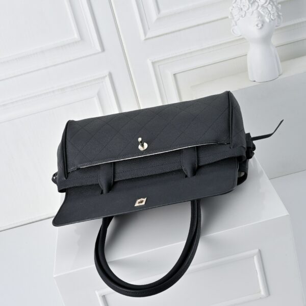 Chic Charm CN Handbag 7078 Chic Charm CN Handbag 7078