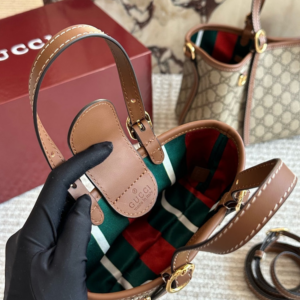 9ff68f54 result Photoroom