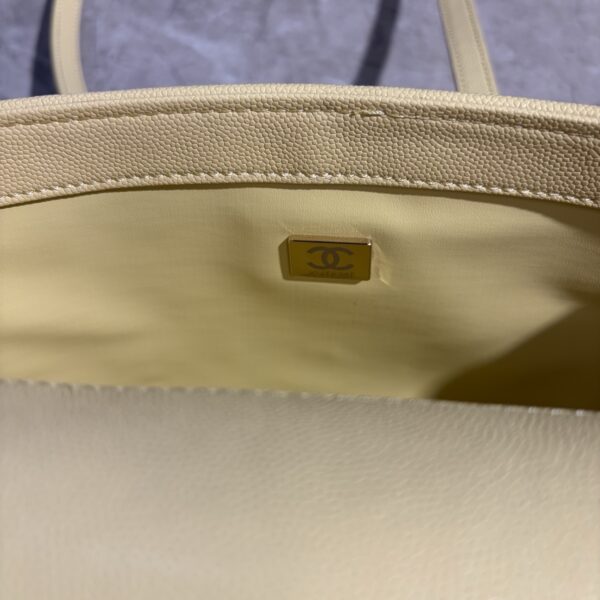 Chic Charm CN Handbag 7031