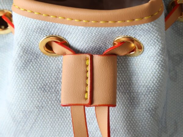 Chic Charm LV Handbag M27699-M81266 Chic Charm LV Handbag M27699-M81266