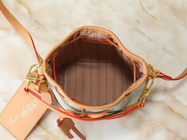 Chic Charm LV Handbag M27699-M81266 Chic Charm LV Handbag M27699-M81266