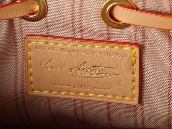 Chic Charm LV Handbag M27699-M81266 Chic Charm LV Handbag M27699-M81266