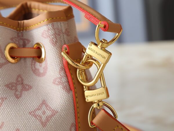 Chic Charm LV Handbag M27699-M81266 Chic Charm LV Handbag M27699-M81266