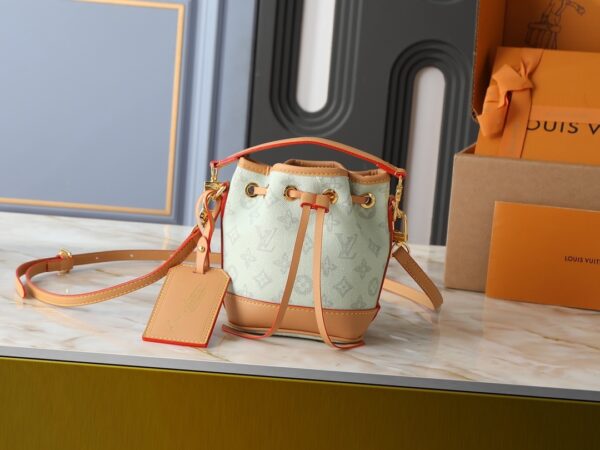 Chic Charm LV Handbag M27699-M81266 Chic Charm LV Handbag M27699-M81266