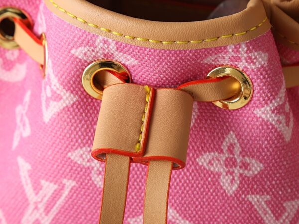Chic Charm LV Handbag M27699-M81266 Chic Charm LV Handbag M27699-M81266
