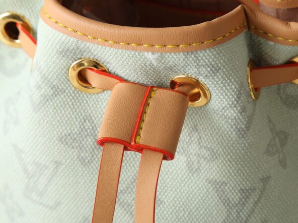 Chic Charm LV Handbag M27699-M81266 Chic Charm LV Handbag M27699-M81266