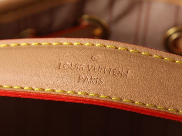 Chic Charm LV Handbag M27699-M81266 Chic Charm LV Handbag M27699-M81266