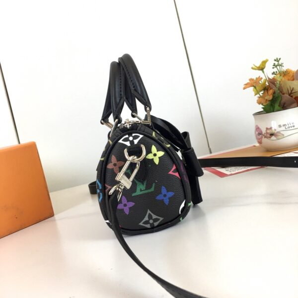 Chic Charm LV Handbag M13391-M13406-M81085 Chic Charm LV Handbag M13391-M13406-M81085