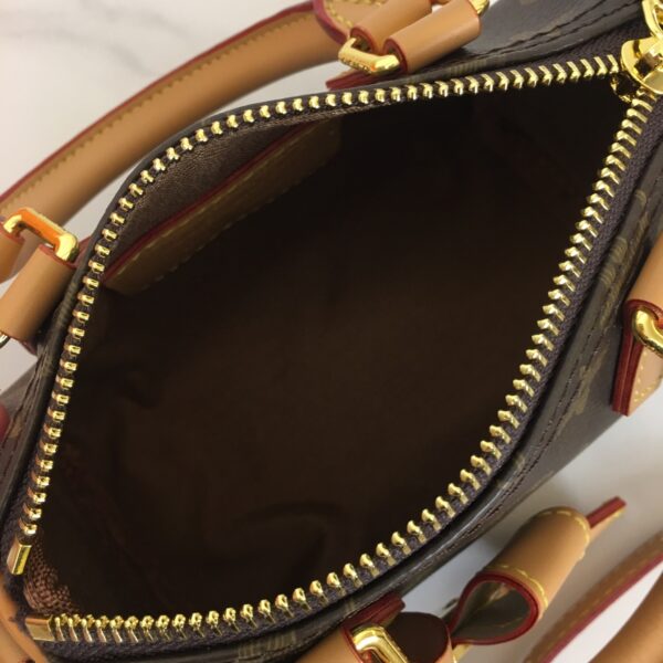 Chic Charm LV Handbag M13391-M13406-M81085 Chic Charm LV Handbag M13391-M13406-M81085