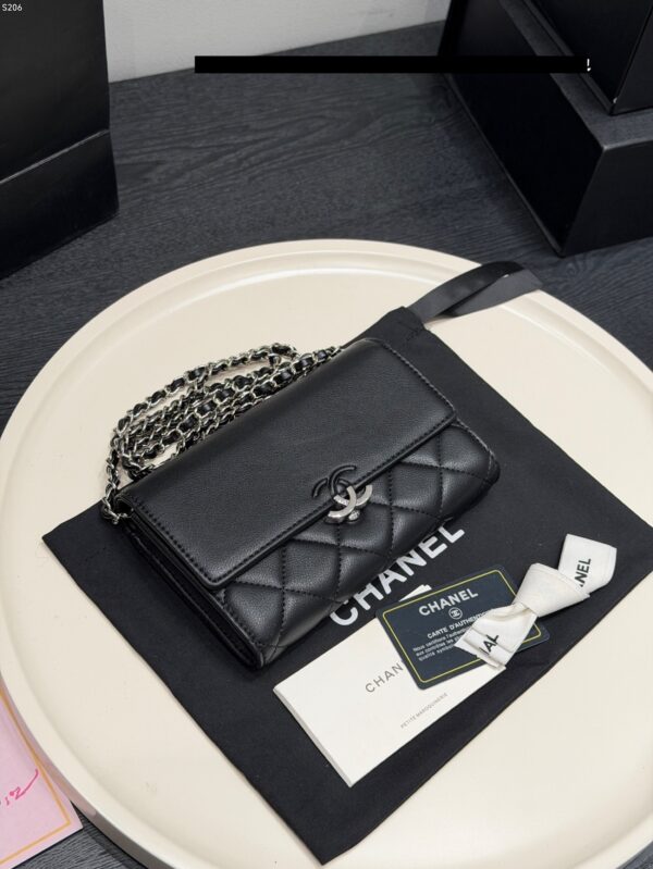 Stylish Fashion Carry CN Handbag CC261211