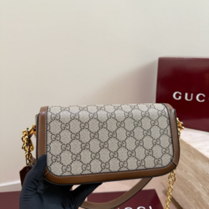 3705f093 result Photoroom