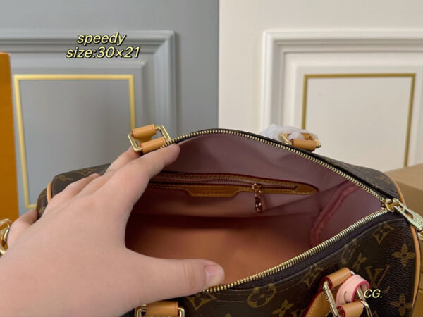 Stylish Fashion Carry Bag L5329 Stylish Fashion Carry Bag L5329