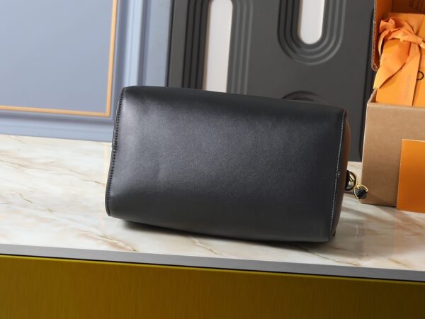 Chic Charm LV Handbag M27387-M40391