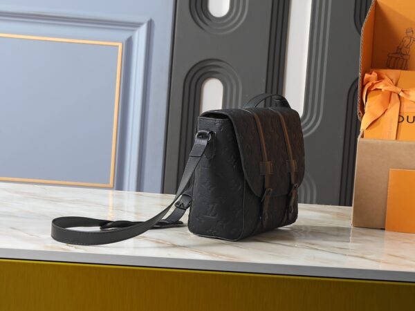 Chic Charm LV Handbag M28324-M28115 Chic Charm LV Handbag M28324-M28115