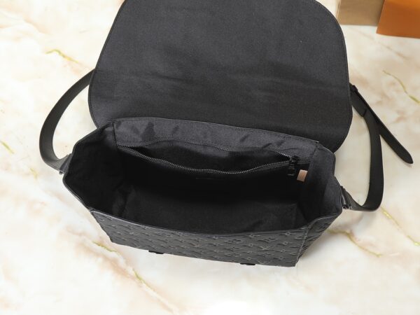 Chic Charm LV Handbag M28324-M28115 Chic Charm LV Handbag M28324-M28115