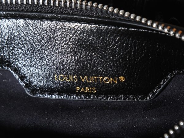 Chic Charm LV Handbag M27819-M27822 Chic Charm LV Handbag M27819-M27822