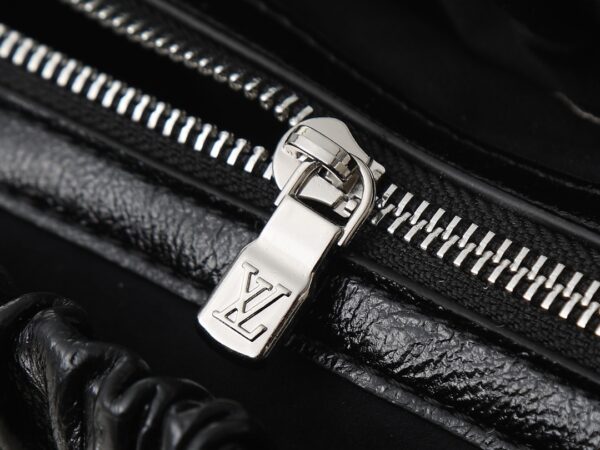 Chic Charm LV Handbag M27819-M27822 Chic Charm LV Handbag M27819-M27822