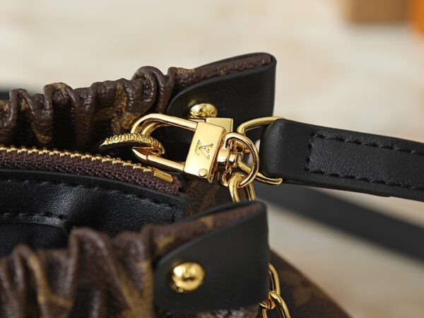 Chic Charm LV Handbag M27819-M27822 Chic Charm LV Handbag M27819-M27822