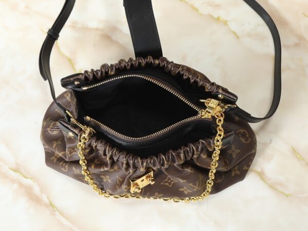 Chic Charm LV Handbag M27819-M27822 Chic Charm LV Handbag M27819-M27822