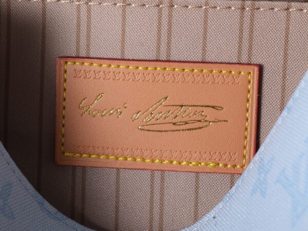 Chic Charm LV Handbag M44875-M44876 Chic Charm LV Handbag M44875-M44876