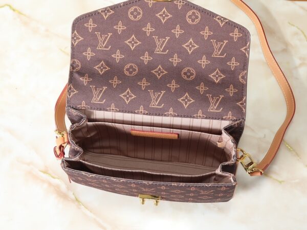 Chic Charm LV Handbag M44875-M44876 Chic Charm LV Handbag M44875-M44876