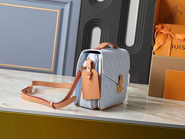 Chic Charm LV Handbag M44875-M44876 Chic Charm LV Handbag M44875-M44876