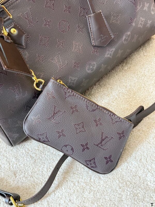 Stylish Fashion Carry LV Handbag LV261195 Stylish Fashion Carry LV Handbag LV261195