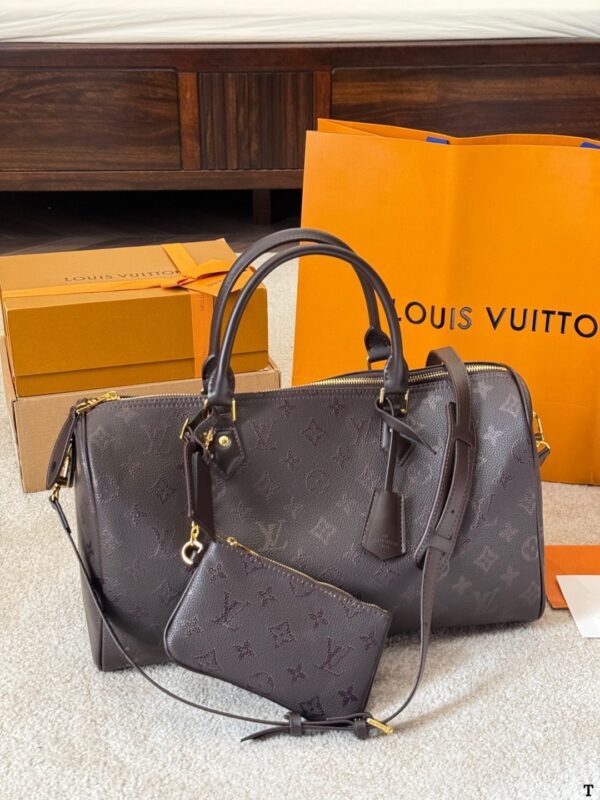 Stylish Fashion Carry LV Handbag LV261195 Stylish Fashion Carry LV Handbag LV261195