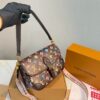 Stylish Fashion Carry LV Handbag LV261222