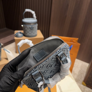 5249e65a result Photoroom