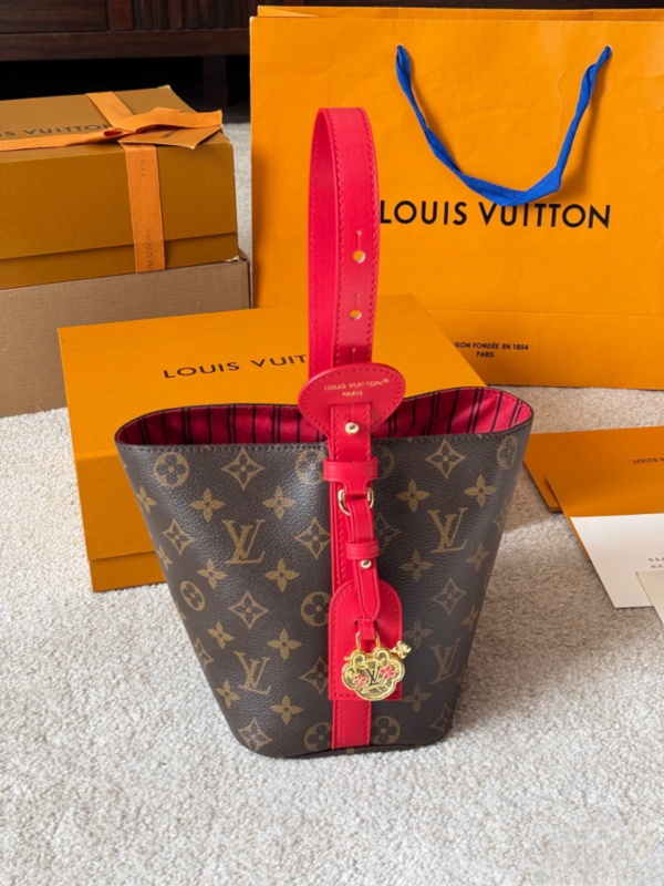 Stylish Fashion Carry Bag L5336 Stylish Fashion Carry Bag L5336