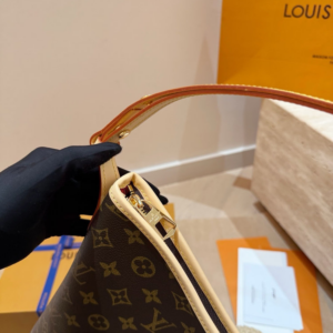 fbeb82a9 result Photoroom