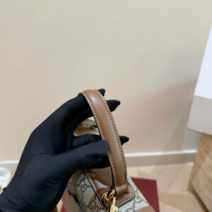 344bd44e result Photoroom result