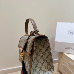 35e4677e result Photoroom result