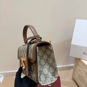 c049587a result Photoroom result